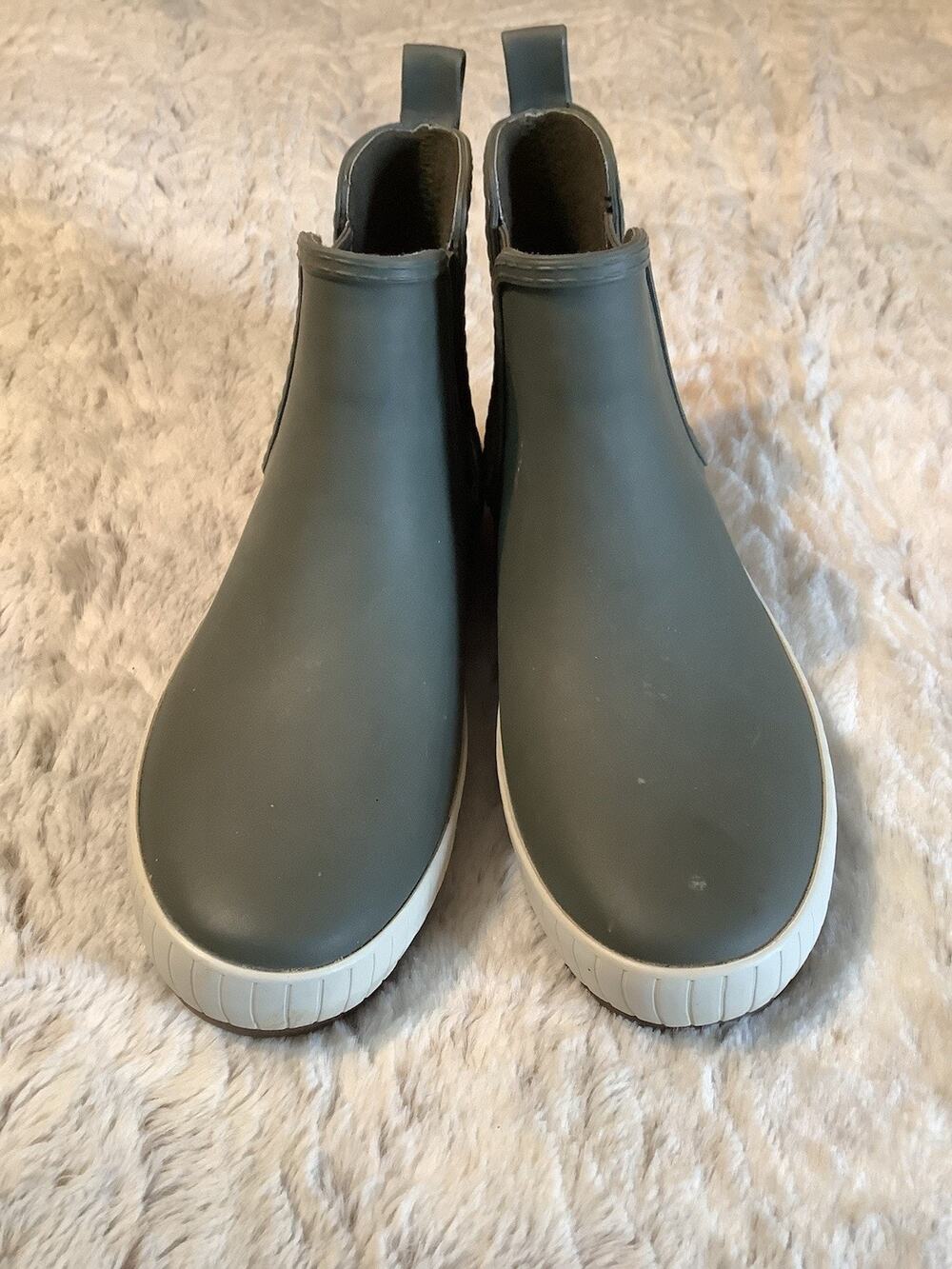 Sperry Ladies Water Shoes 8.5 W Deck Shoes